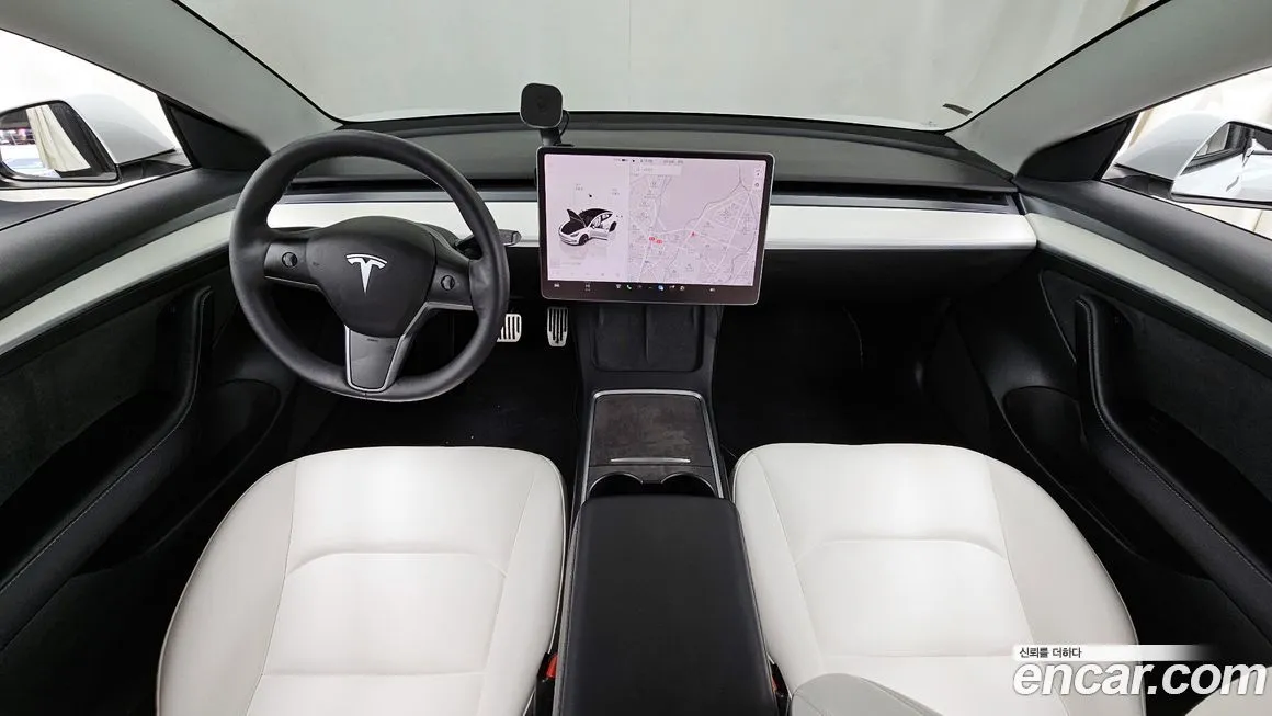 Tesla Model 3 — фото 7