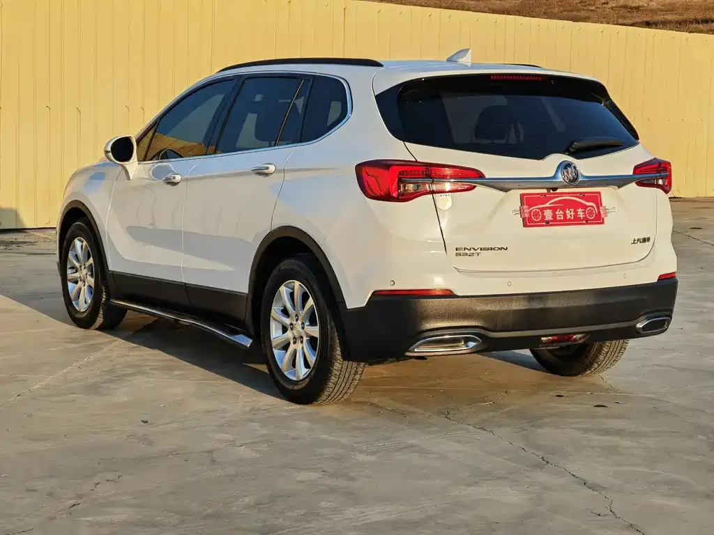 Buick Envision Plus — фото 9