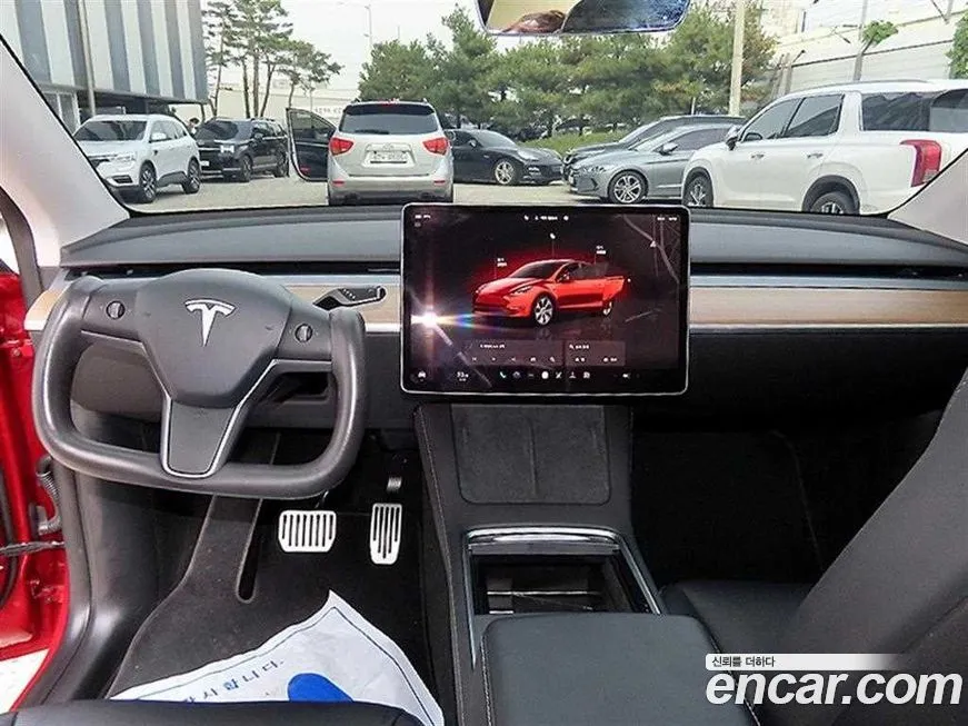 Tesla Model Y — фото 7