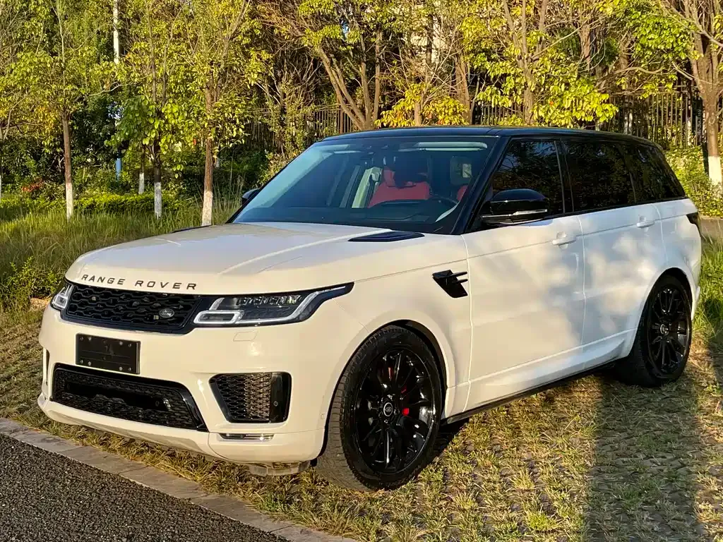 Land Rover Sport — фото 1