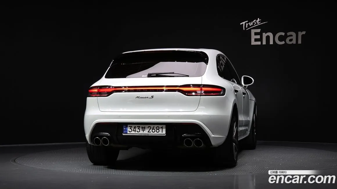 Porsche Macan — фото 4