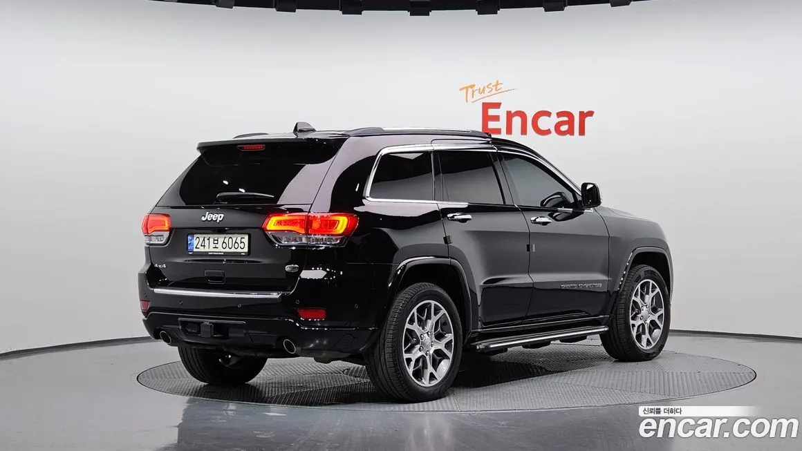 Jeep Cherokee — фото 2