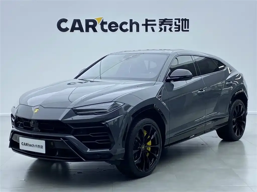 Lamborghini Urus — фото 1