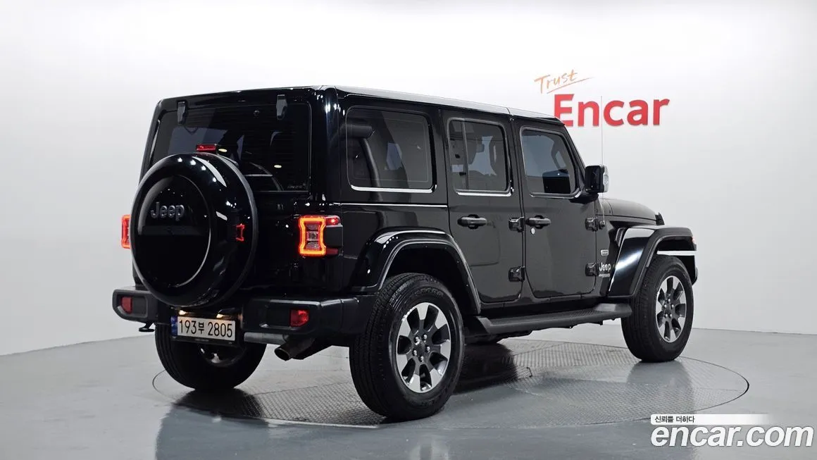 Jeep Wrangler — фото 2