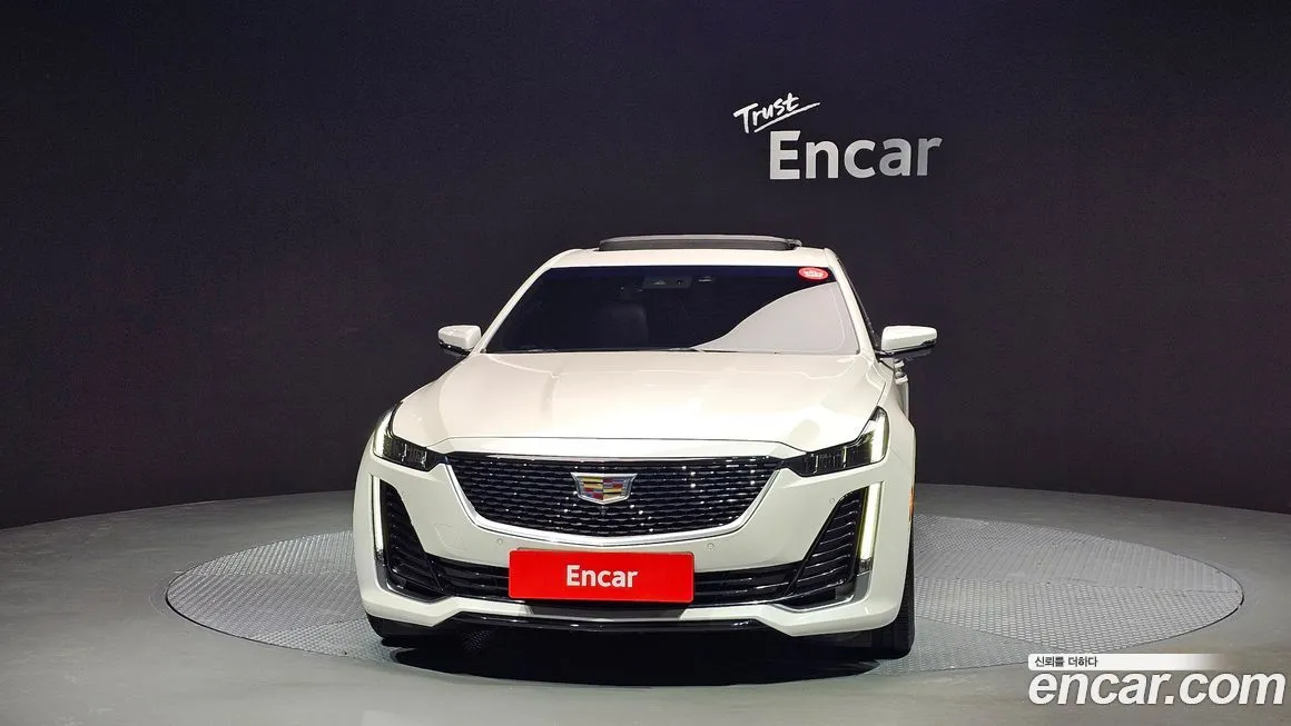 Cadillac CT5 — фото 3
