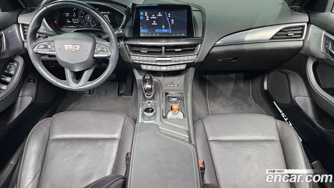 Cadillac CT5 — фото 7