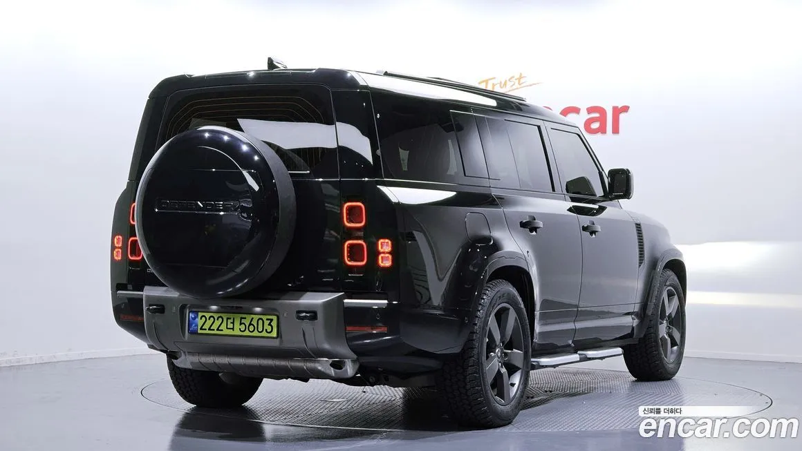 Land Rover Defender — фото 2