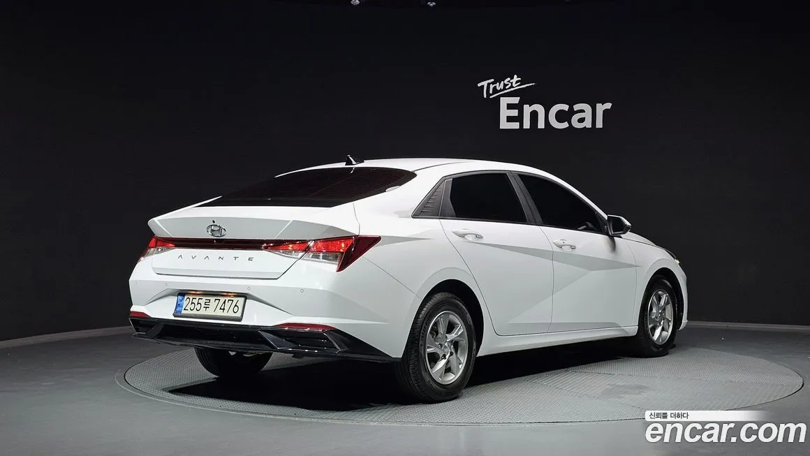Hyundai AVANTE — фото 2
