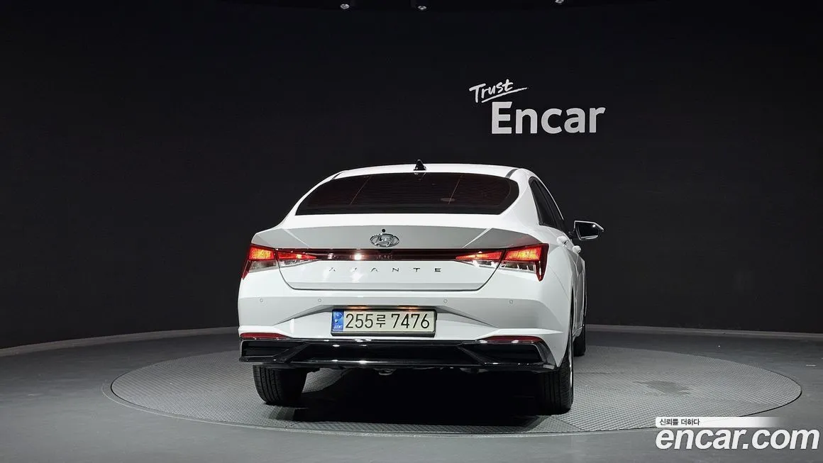 Hyundai AVANTE — фото 4