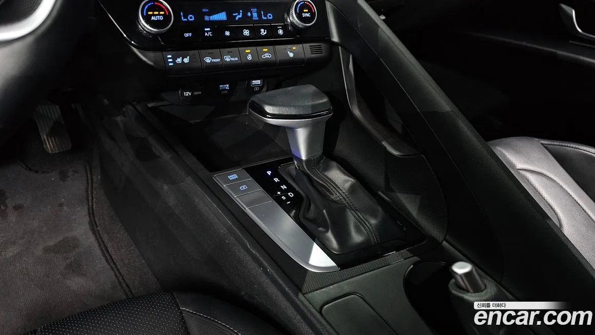 Hyundai AVANTE — фото 9