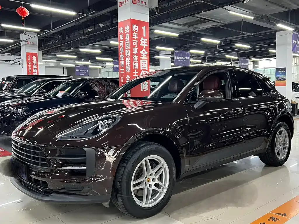 Porsche Macan — фото 1