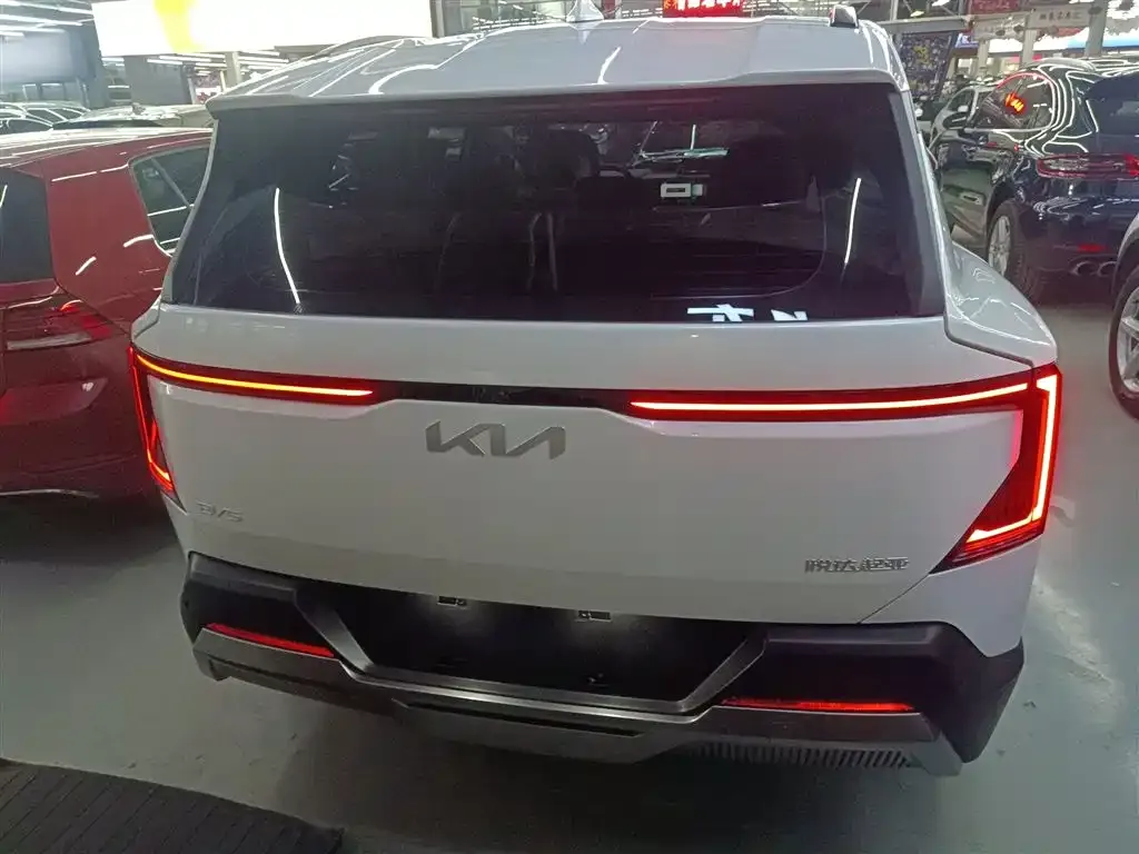 Kia EV5 — фото 6