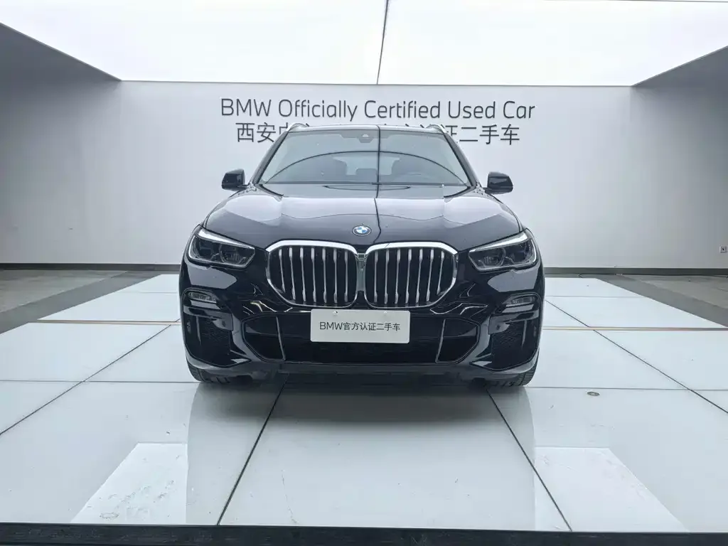 BMW X5 (Import) — фото 2