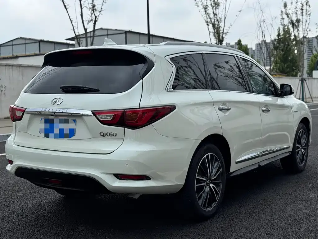 Infiniti QX60 (Import) — фото 5