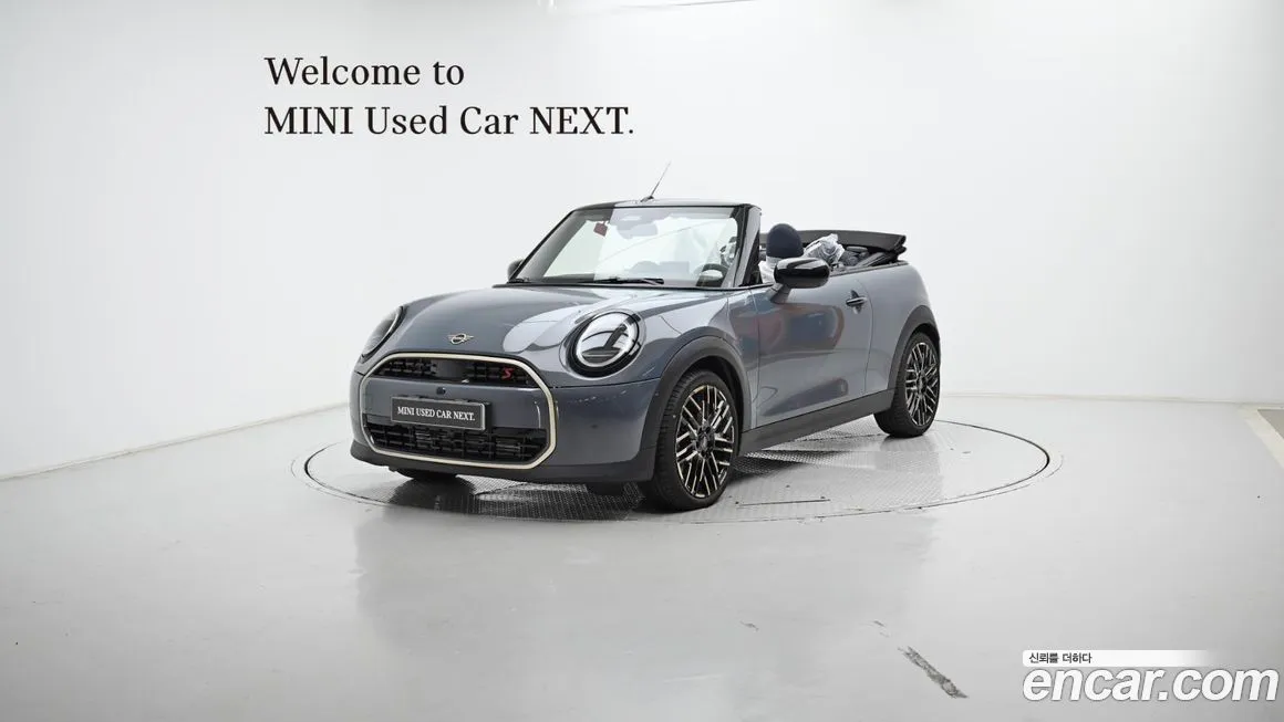 Mini Cooper Convertible — фото 1