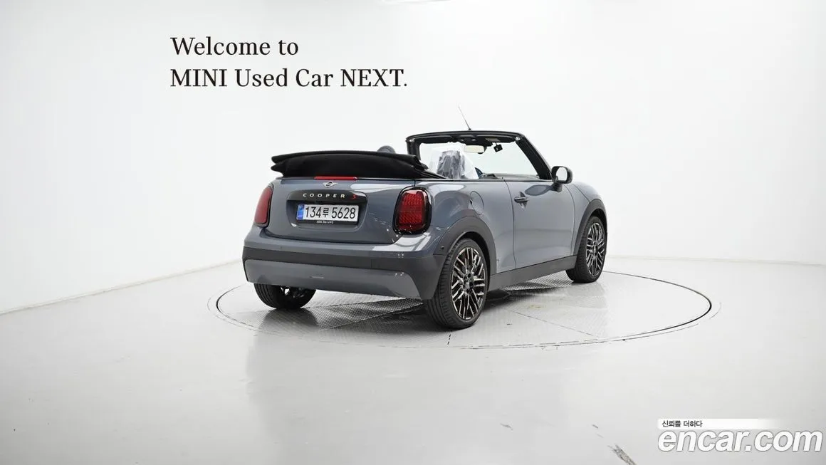 Mini Cooper Convertible — фото 2