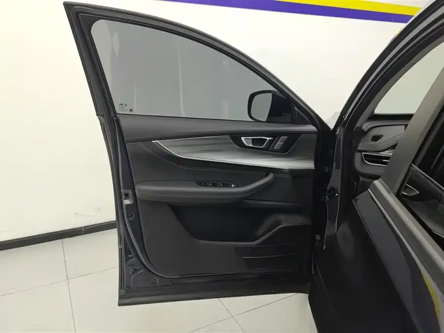 Chery Tiggo 8 PLUS — фото 7