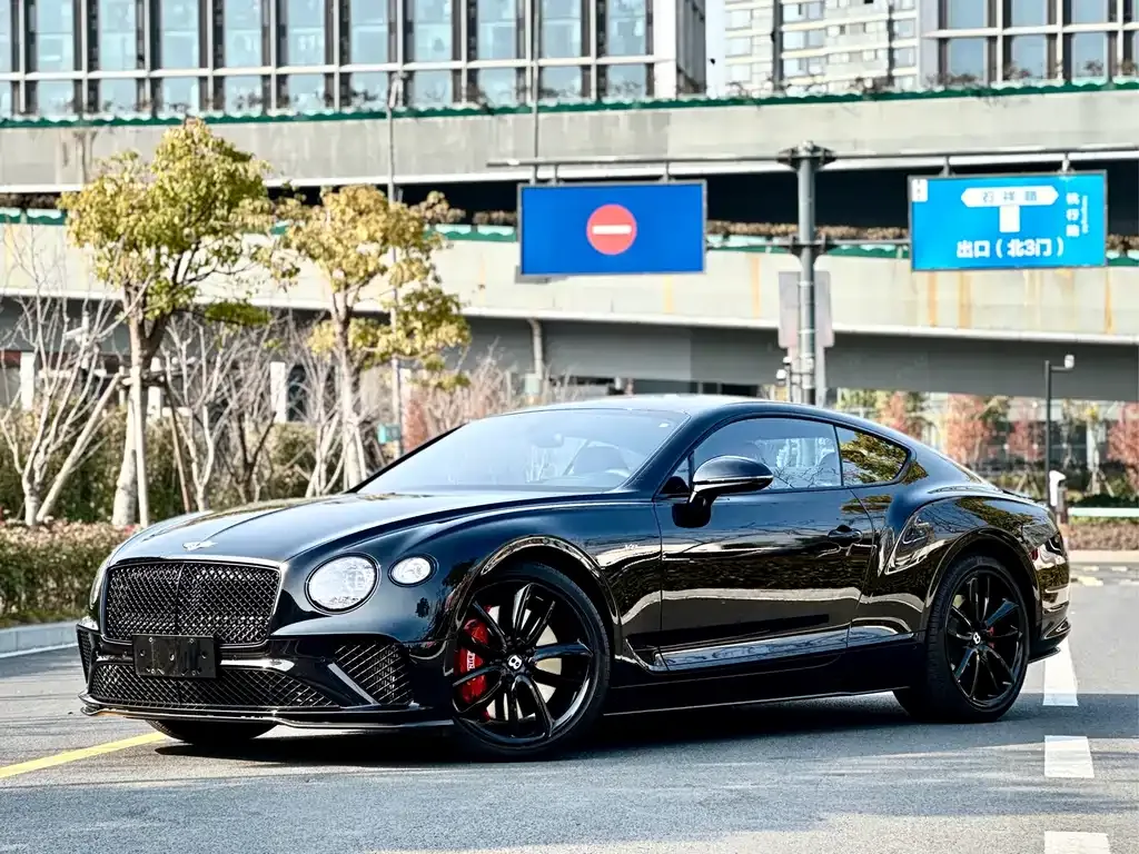 Bentley Continental — фото 1