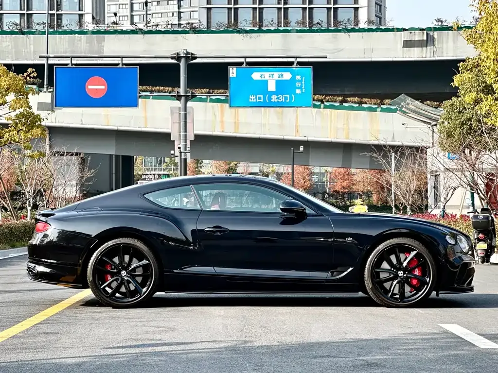 Bentley Continental — фото 4
