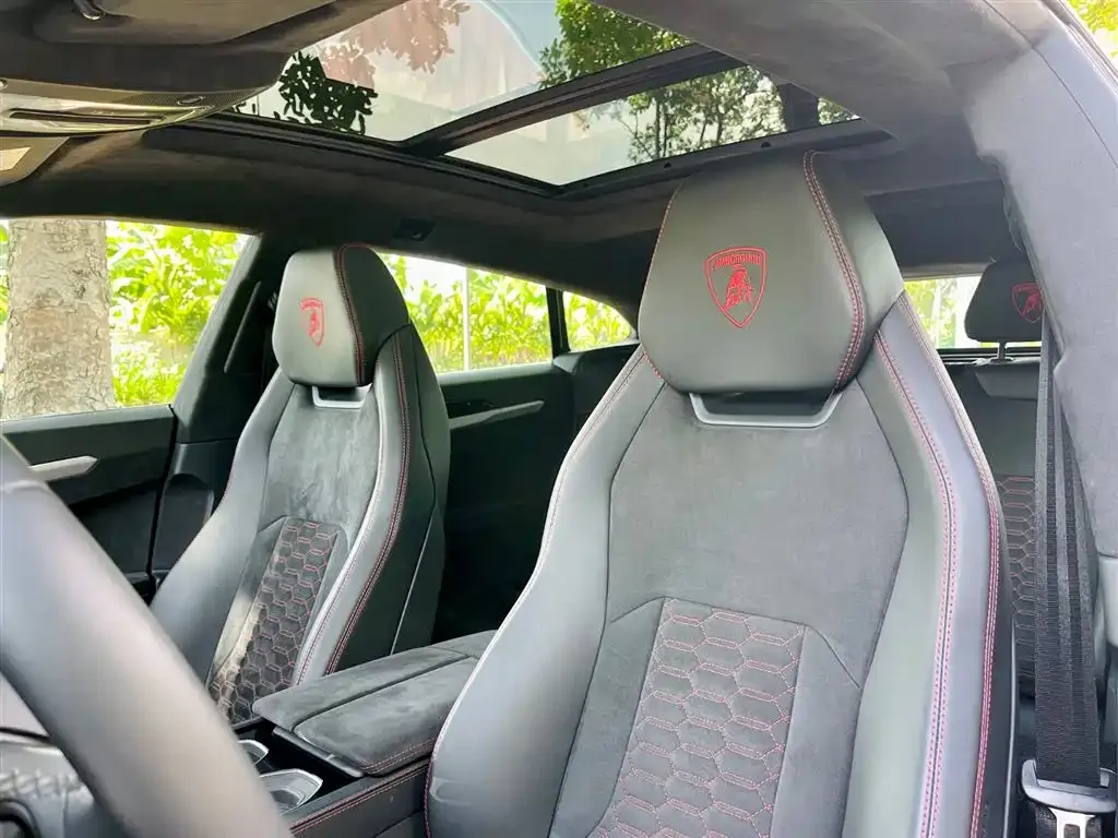 Lamborghini Urus — фото 8