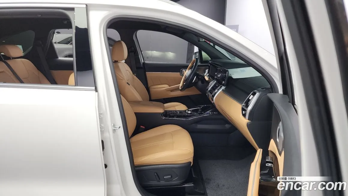 Kia Sorento — фото 10