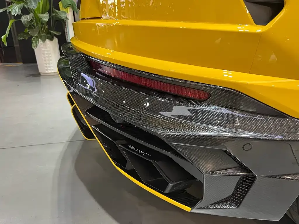 Lamborghini Urus — фото 7