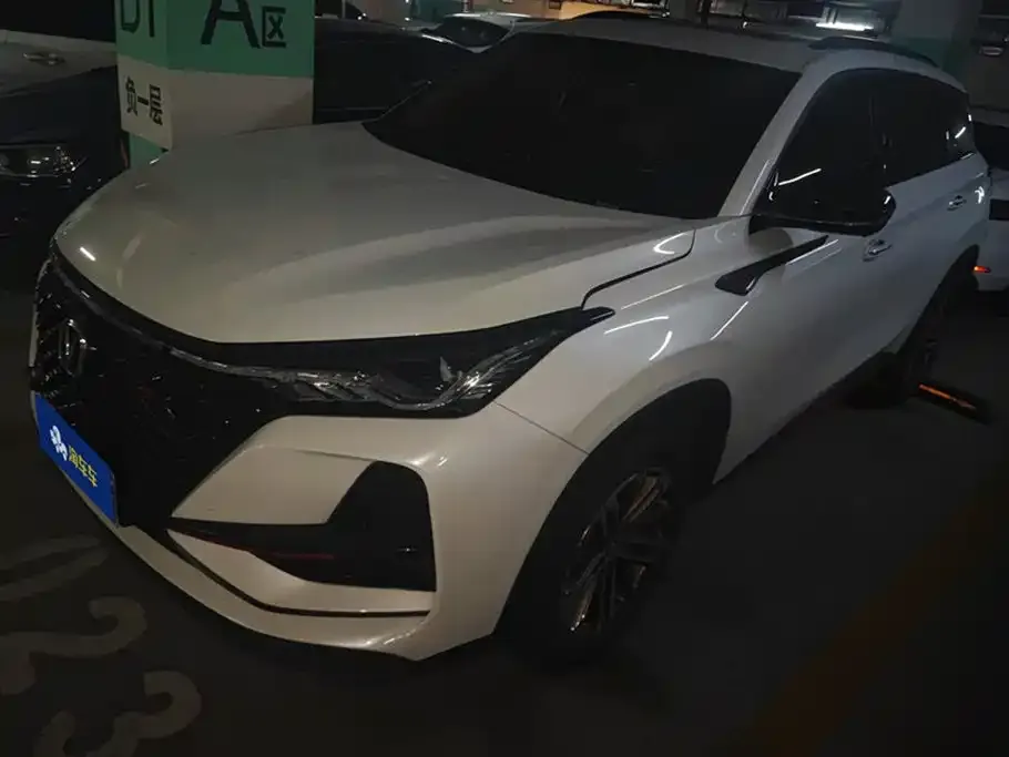 Changan CS75PLUS — фото 1