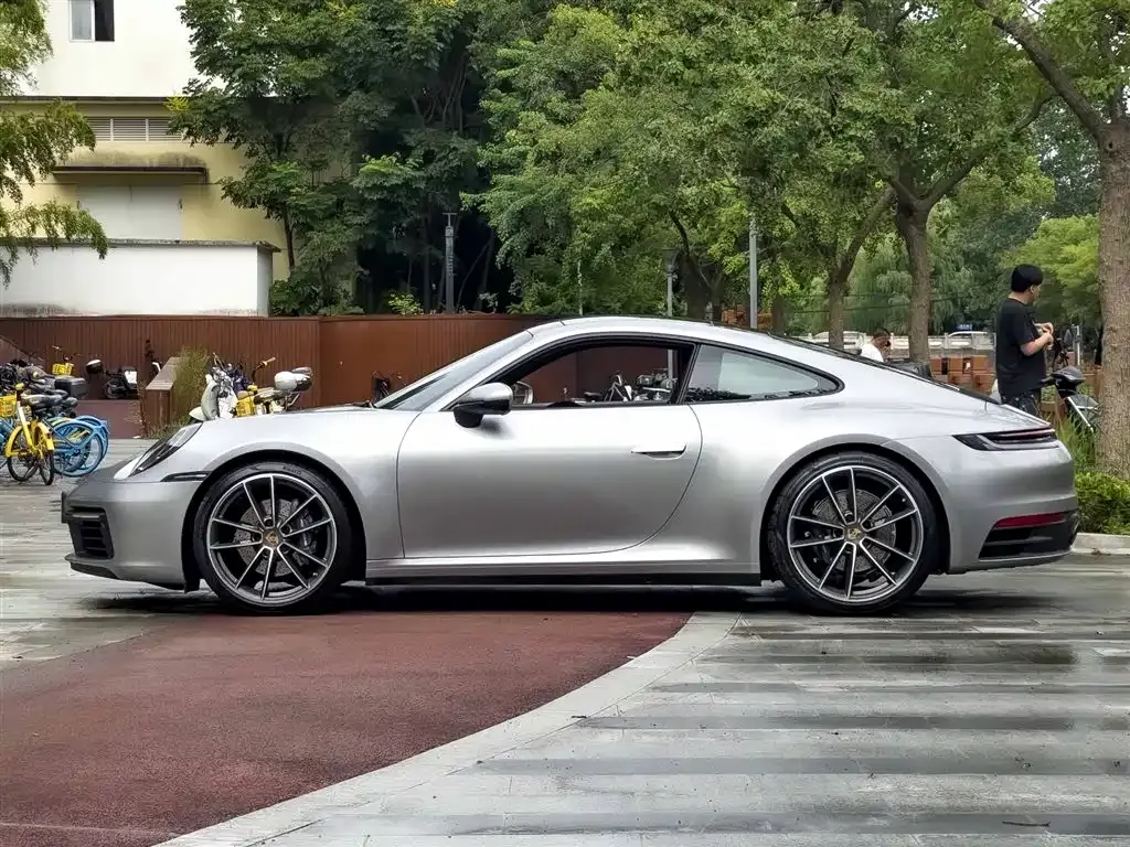 Porsche 911 — фото 4