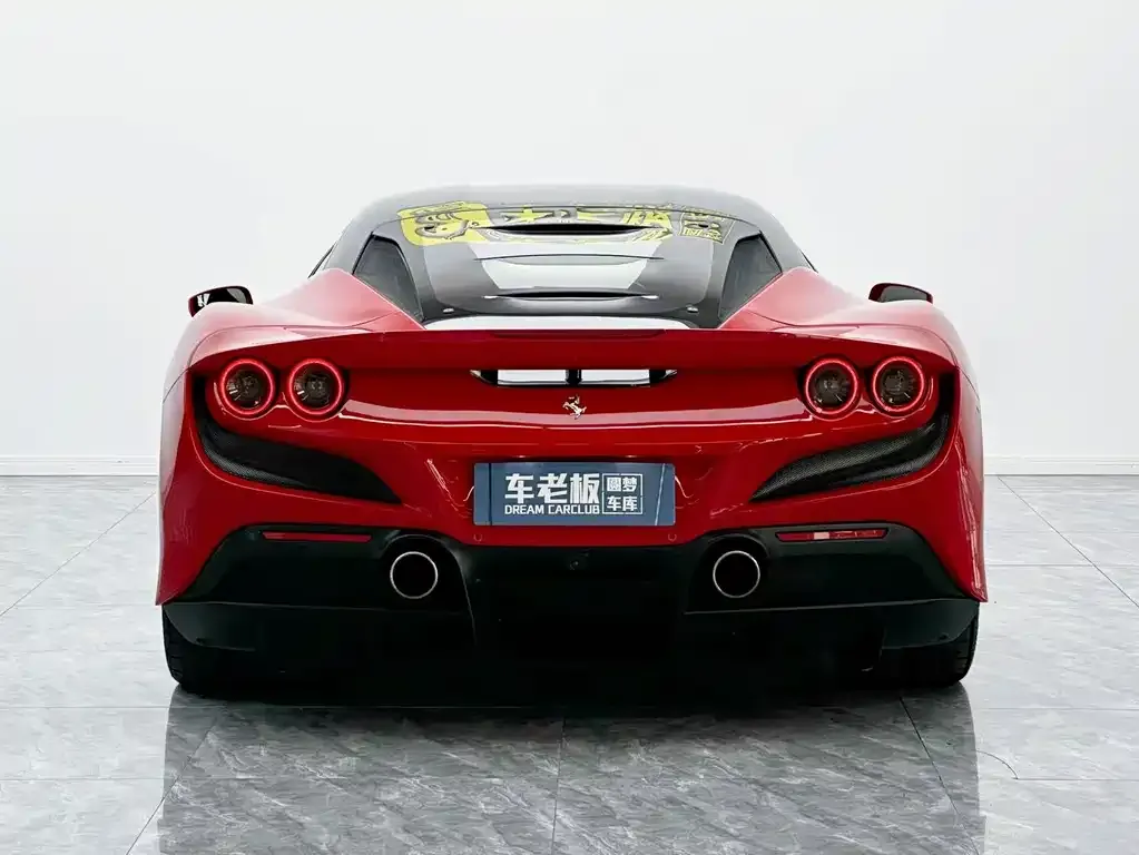 Ferrari F8 — фото 5