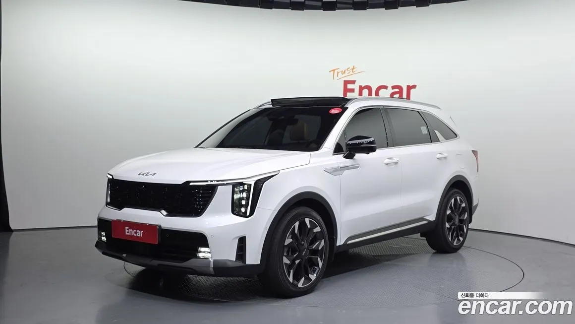 Kia Sorento — фото 1