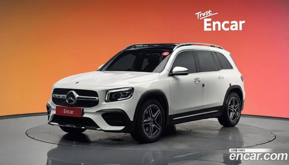 Mercedes-Benz GLB-Class — фото 1