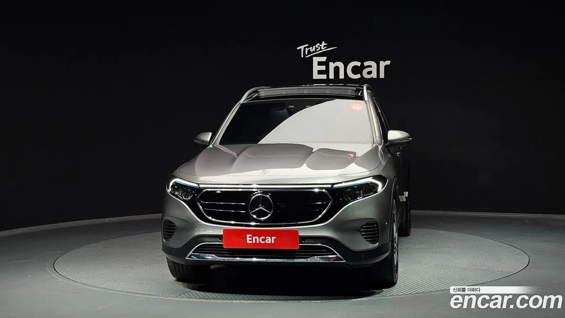 Mercedes-Benz EQB — фото 3