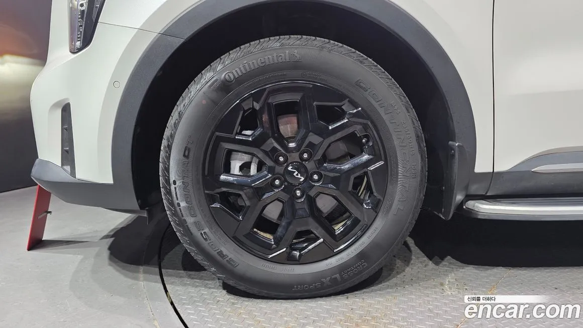 Kia Sorento — фото 5
