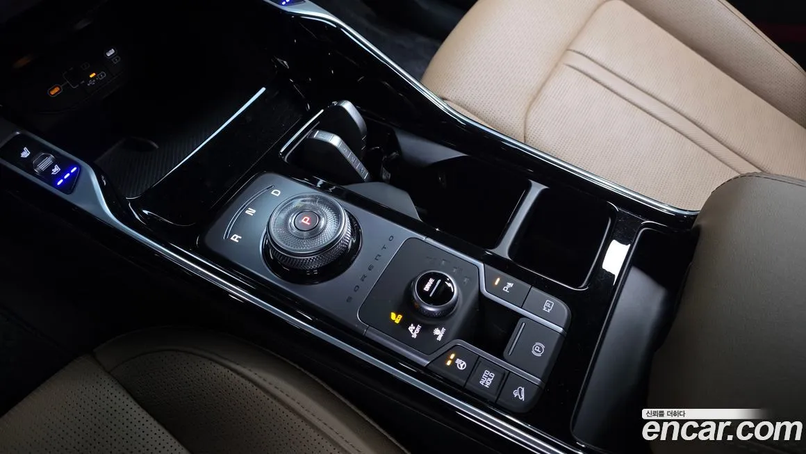 Kia Sorento — фото 9
