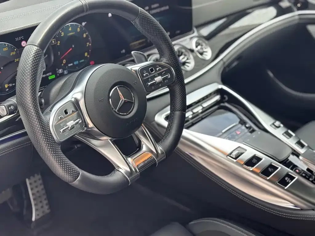 Mercedes-Benz AMG GT — фото 5