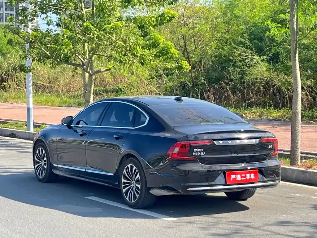 Volvo S90 — фото 4