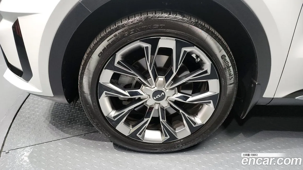 Kia Sorento — фото 5