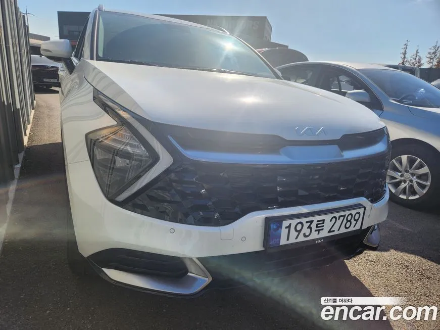 Kia Sportage — фото 1