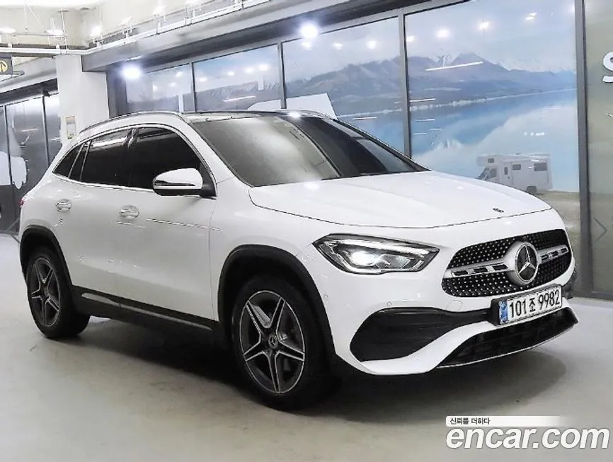 Mercedes-Benz GLA-Class — фото 1