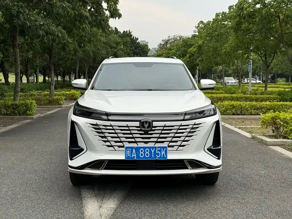 Changan CS75PLUS — фото 2