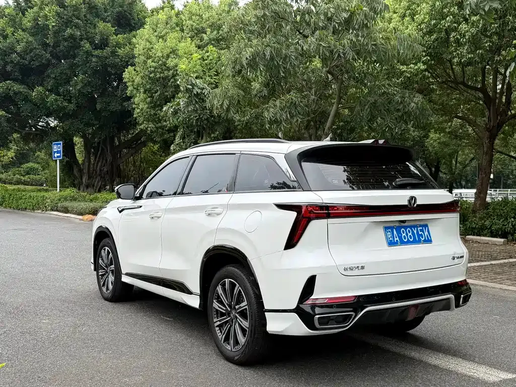 Changan CS75PLUS — фото 7