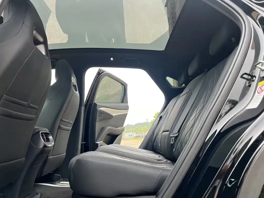 BYD Seal 07 EV — фото 6