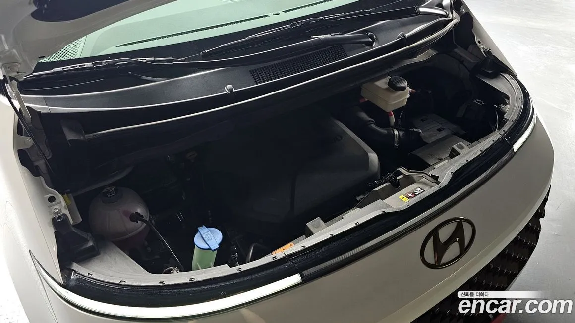 Hyundai Staria — фото 6