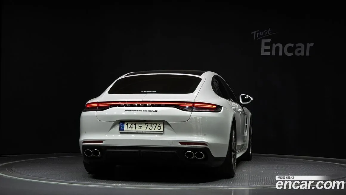 Porsche Panamera — фото 4
