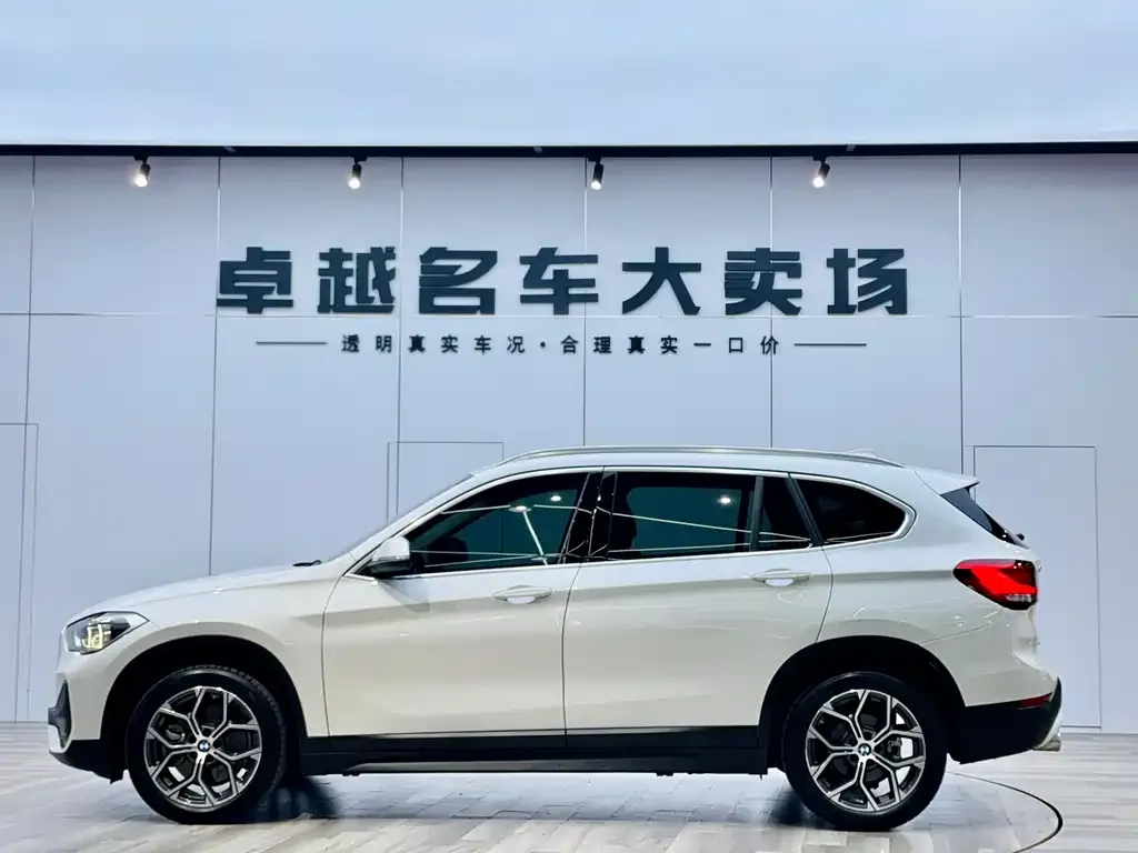 BMW X1 — фото 4