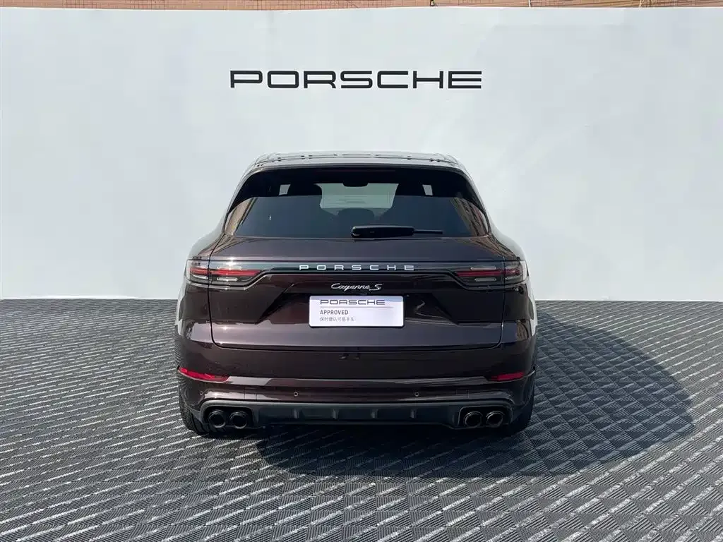 Porsche Cayenne — фото 4
