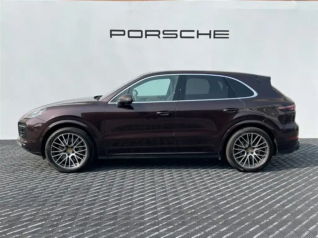 Porsche Cayenne — фото 6