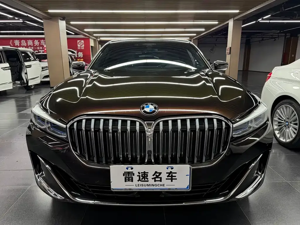 BMW 7 Series — фото 2