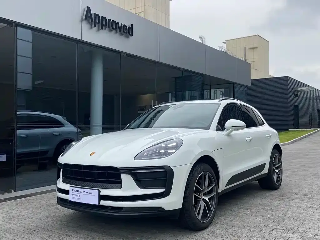 Porsche Macan — фото 1