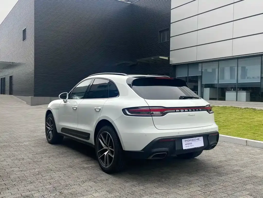 Porsche Macan — фото 7
